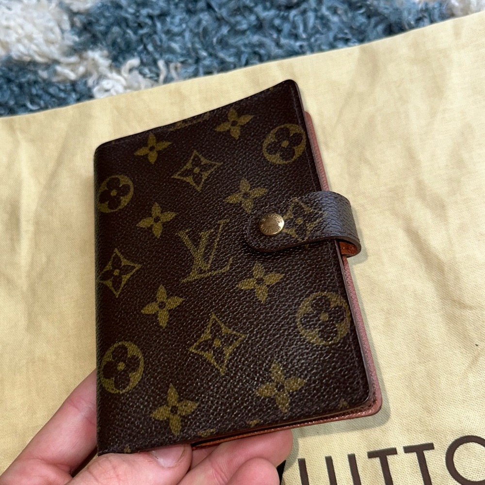 Louis Vuitton Passport Agenda